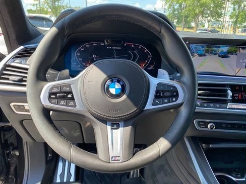 Used 2020 BMW X7 M50i image 20