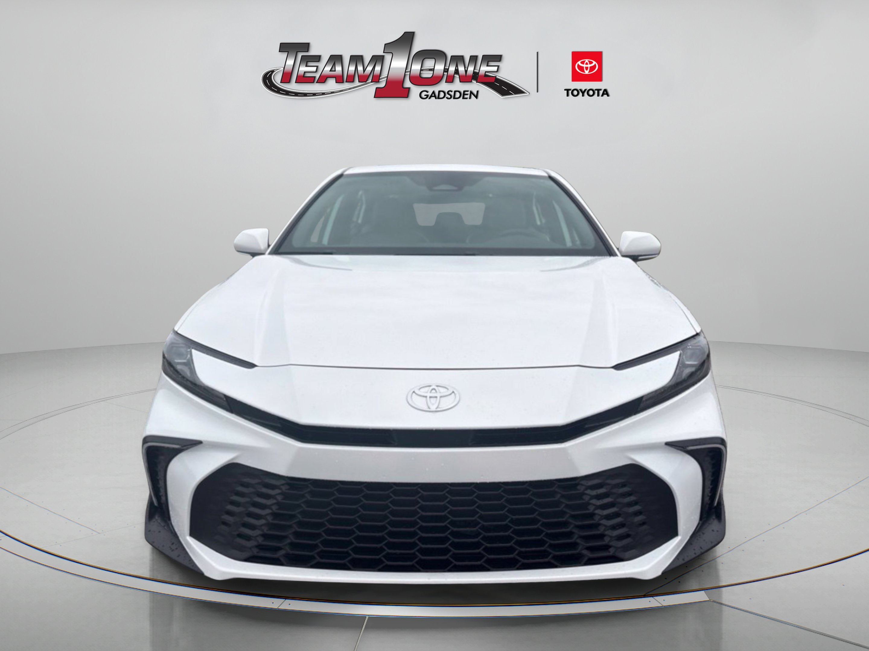 New 2026 Toyota Camry SE FWD image 2