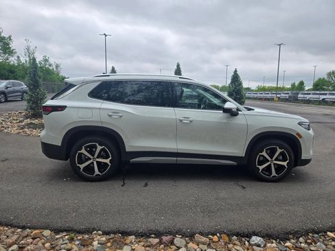 New 2026 Volkswagen Tiguan SE AWD/4WD image 6