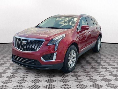 Certified 2023 Cadillac XT5 Luxury FWD image 3
