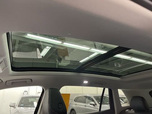 New 2026 Volkswagen Tiguan SE image 25