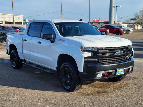 Used 2019 Chevrolet Silverado 1500 LT Trail Boss image 7