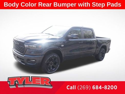 New 2026 RAM 1500 4x4 Crew Cab image 3