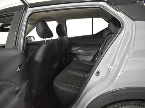 Certified 2023 Nissan Kicks SV image 26