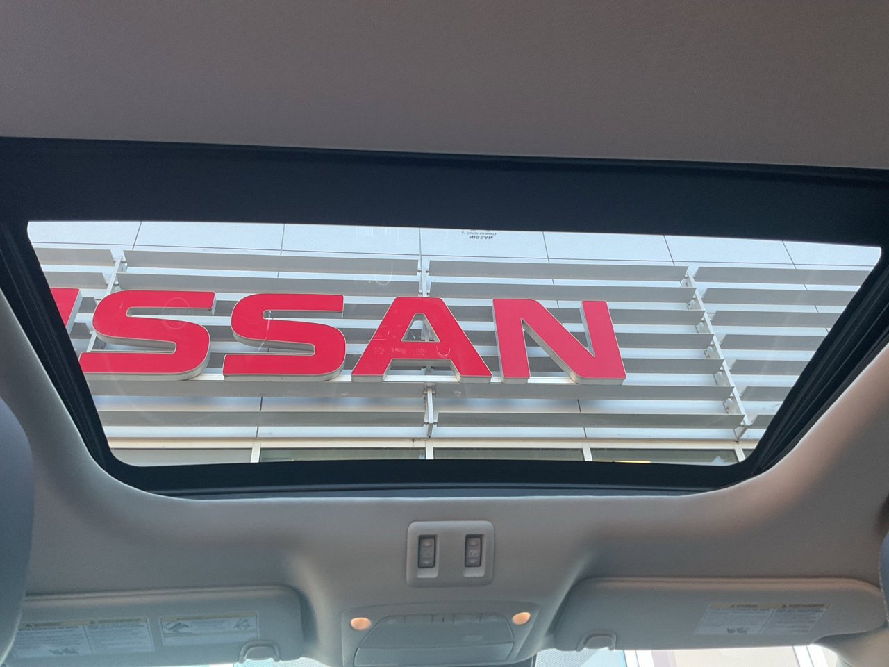 Used 2023 Nissan Murano Platinum w/ Cargo Package FWD image 19