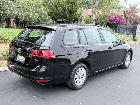 Used 2015 Volkswagen Golf S FWD image 7