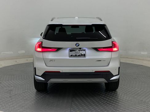 Used 2025 BMW X1 xDrive28i w/ Premium Package AWD/4WD image 9
