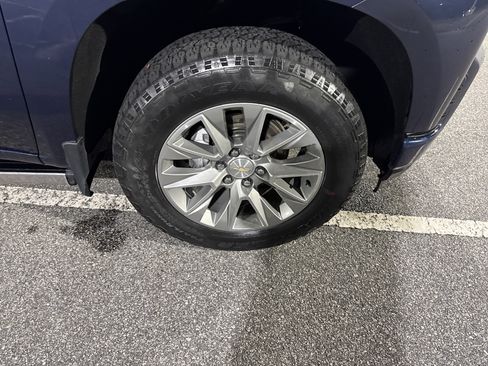 Used 2022 Chevrolet Silverado 1500 High Country w/ Safety Package II image 15