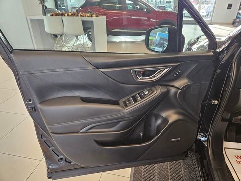 Used 2023 Subaru Forester Touring image 13