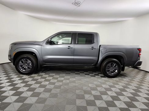 New 2025 Nissan Frontier SV image 2