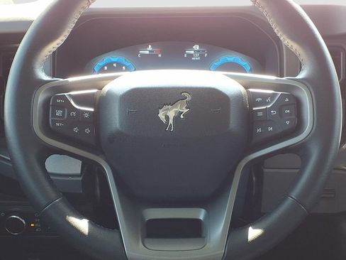 Used 2025 Ford Bronco Big Bend image 21