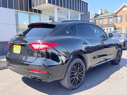 Used 2019 Maserati Levante image 8