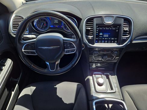 Used 2019 Chrysler 300 Touring w/ Sport Appearance Package RWD image 14