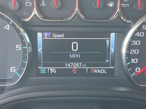 Used 2019 Chevrolet Suburban LT AWD/4WD image 48