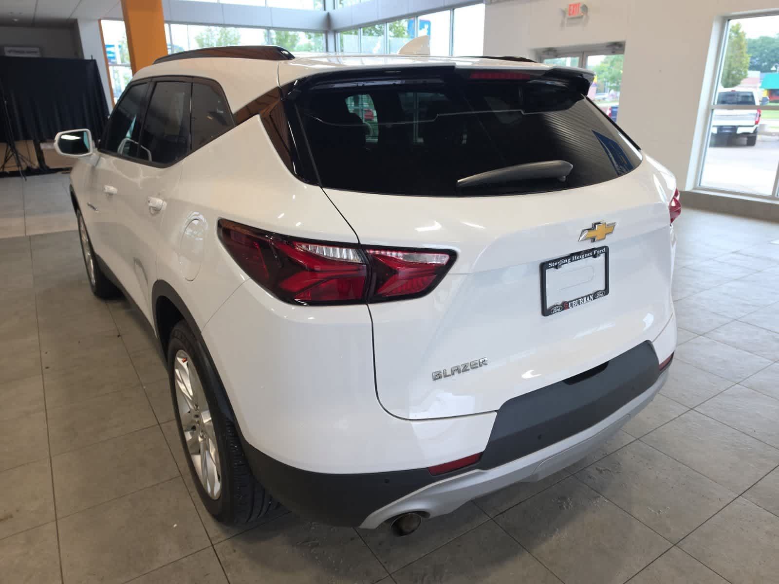 Used 2019 Chevrolet Blazer LT w/ Sun and Wheels Package FWD image 11