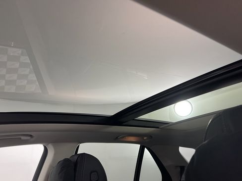 Used 2026 Mercedes-Benz GLE 580 4MATIC image 35