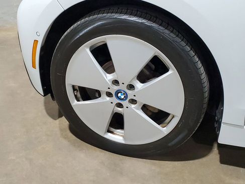 Used 2015 BMW i3 w/ Range Extender image 44