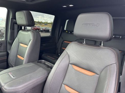 Used 2024 GMC Sierra 2500 AT4 w/ AT4 Premium Plus Package AWD/4WD image 15