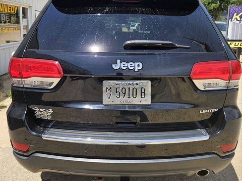 Used 2018 Jeep Grand Cherokee Limited AWD/4WD image 5