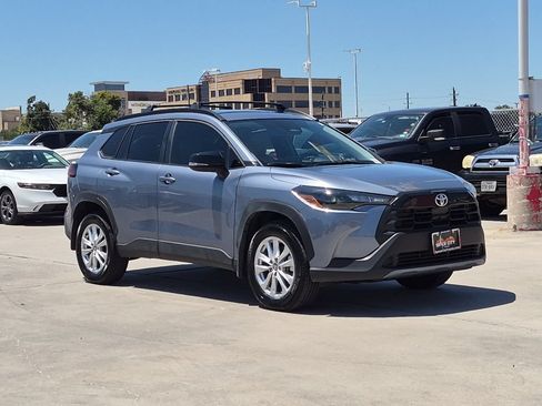 Certified 2026 Toyota Corolla Cross LE FWD image 8
