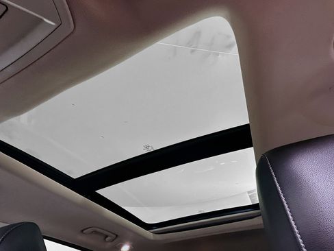 Used 2017 Ford Escape Titanium FWD image 26