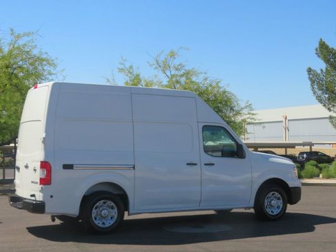 Used 2019 Nissan NV 2500 SV image 6