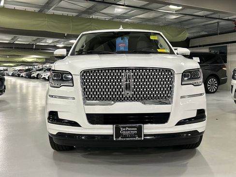Used 2022 Lincoln Navigator L Reserve AWD/4WD image 6