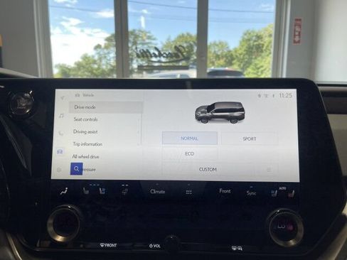 Used 2026 Lexus TX 350 AWD w/ Technology Package image 34
