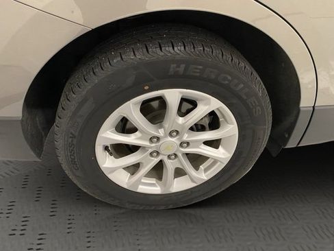 Used 2018 Chevrolet Equinox LT AWD/4WD image 39