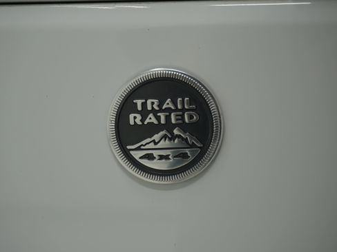 Used 2014 Jeep Wrangler Unlimited Sahara w/ Connectivity Group image 9