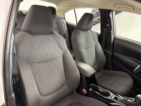 Used 2022 Toyota Corolla LE FWD image 23