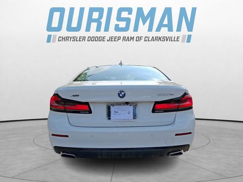 Used 2022 BMW 530e xDrive w/ Premium Package AWD/4WD image 5