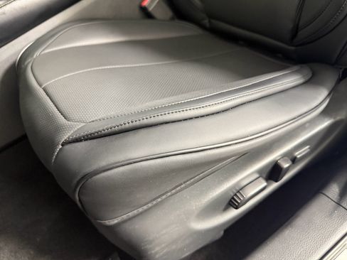 Used 2017 Nissan Maxima 3.5 SL w/ Interior Lighting Package image 18