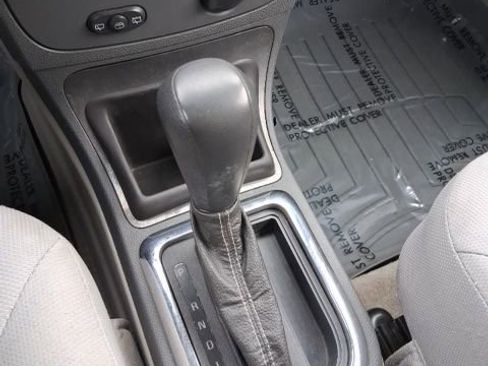 Used 2011 Chevrolet HHR LS image 22