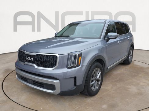 Used 2024 Kia Telluride LX image 4