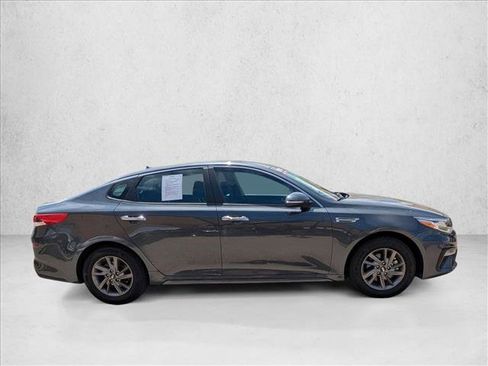 Used 2020 Kia Optima LX FWD image 4