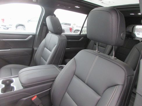 New 2026 GMC Acadia Elevation w/ Super Cruise Package image 13