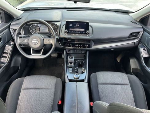 Used 2024 Nissan Rogue SV image 22