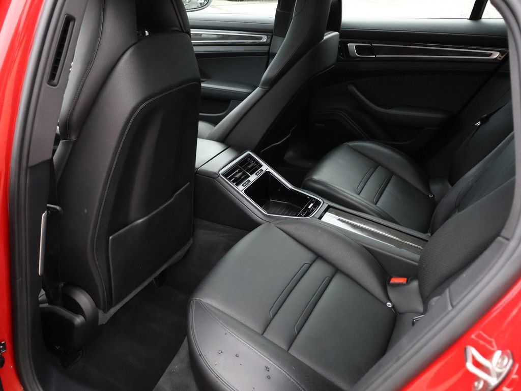Used 2018 Porsche Panamera 4S AWD/4WD image 17