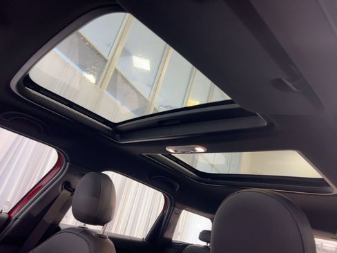 Used 2022 MINI Cooper Countryman Oxford Edition image 16