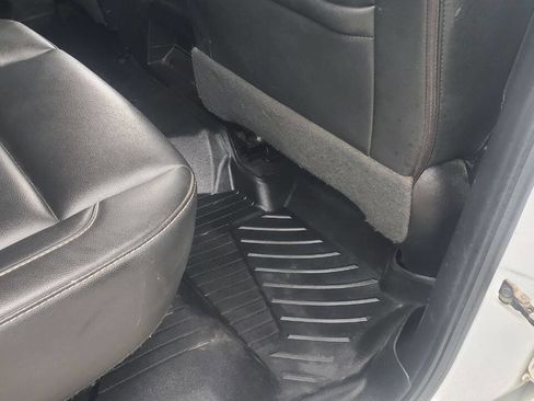 Used 2018 Chevrolet Silverado 1500 LT w/ Texas Edition image 29