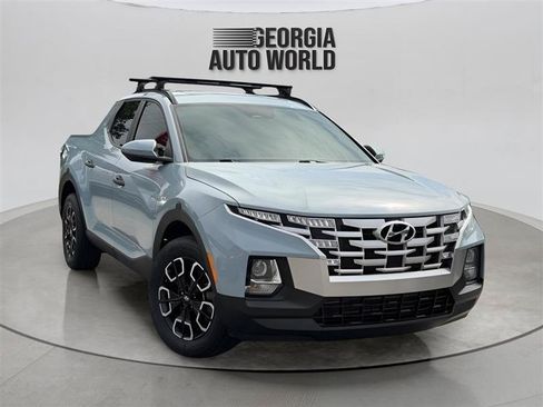 Used 2023 Hyundai Santa Cruz SEL w/ Activity Package FWD image 2