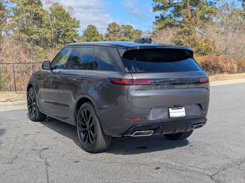 New 2026 Land Rover Range Rover Sport Dynamic SE image 7