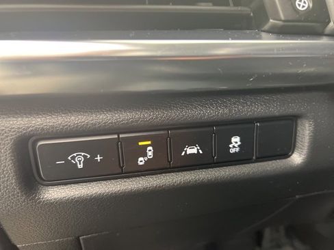 Used 2022 Kia Telluride LX image 22