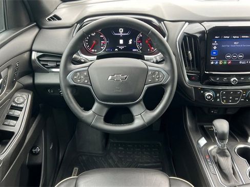 Used 2023 Chevrolet Traverse Premier w/ Redline Edition image 17
