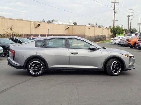 New 2025 Kia K4 EX image 4