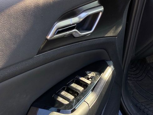 Used 2025 Kia Sportage EX w/ Premium Package image 10