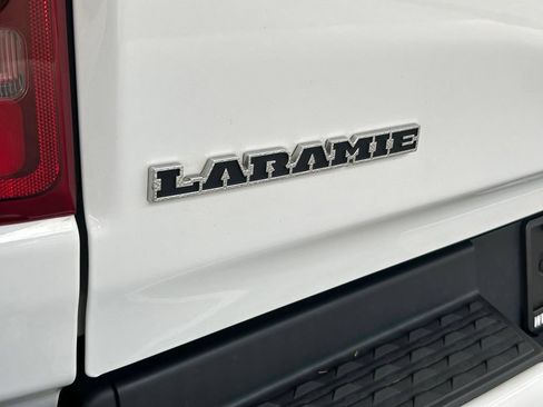 Used 2023 RAM 1500 Laramie AWD/4WD image 22