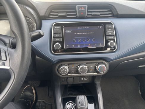 Used 2025 Nissan Versa SV FWD image 17