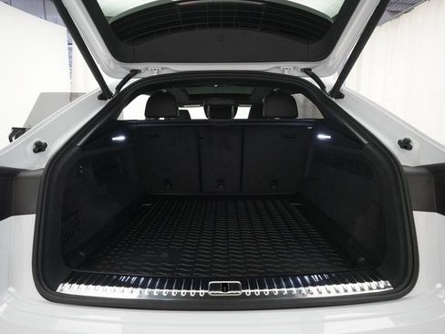 New 2026 Audi RS Q8 performance image 9